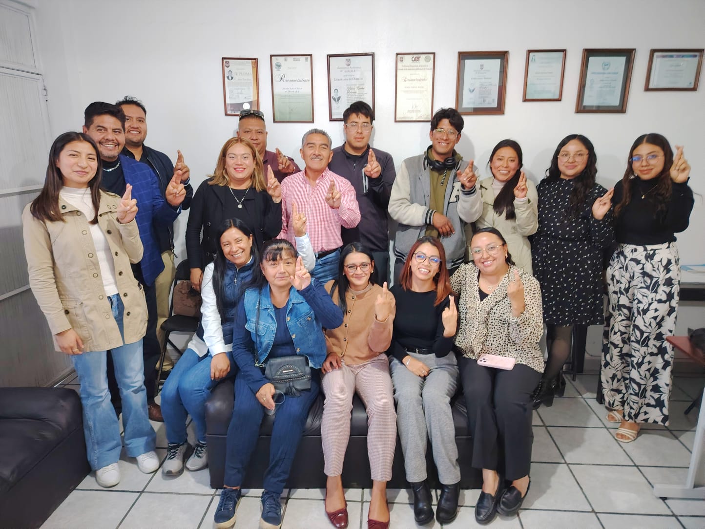 Abogados respaldan a Delfino Suárez: 'El gobierno cobra por errores que ellos mismos provocaron'